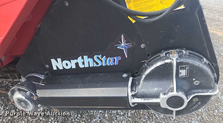 image for item DU7925 2010 Geringhoff NorthStar corn head