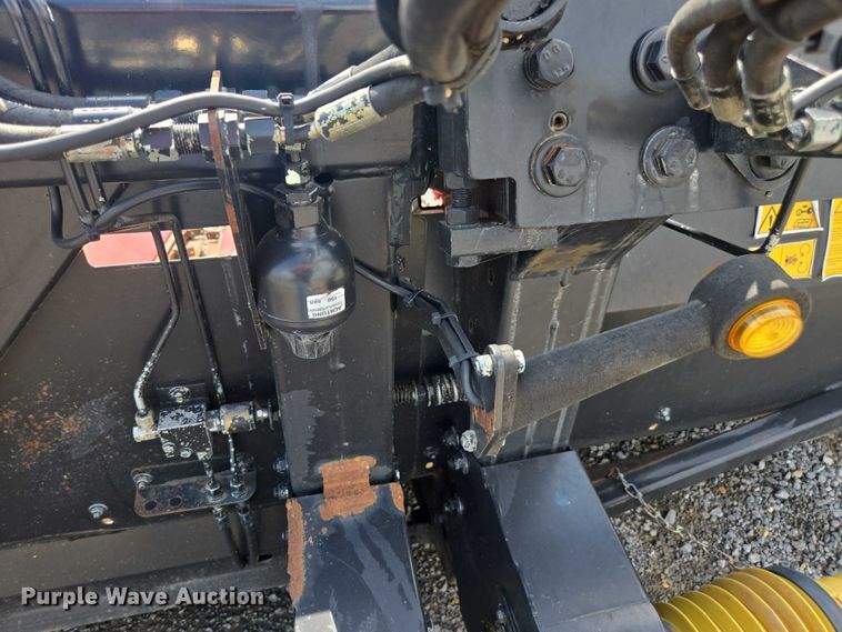 image for item DU7925 2010 Geringhoff NorthStar corn head