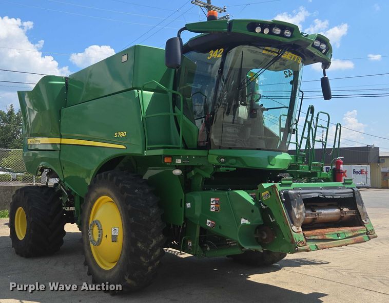 image for item DU7941 2019 John Deere S780 RWA combine
