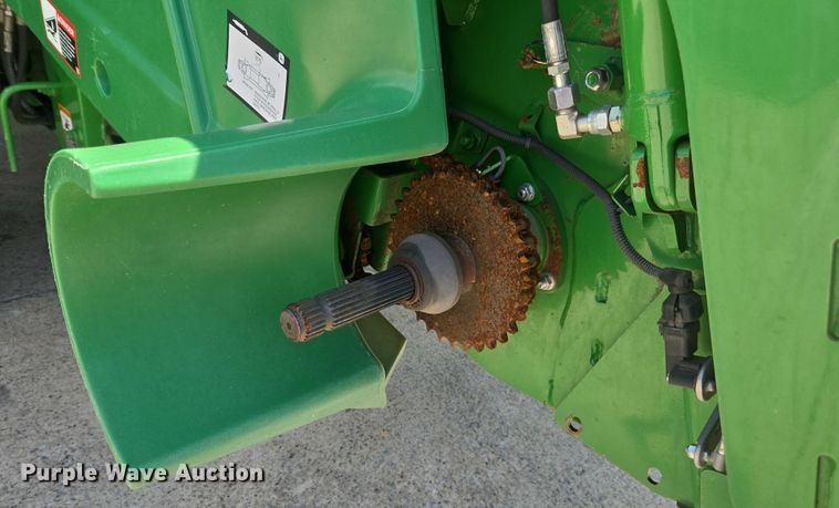 image for item DU7941 2019 John Deere S780 RWA combine