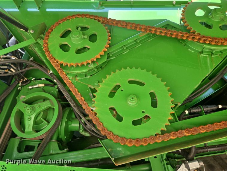 image for item DU7941 2019 John Deere S780 RWA combine