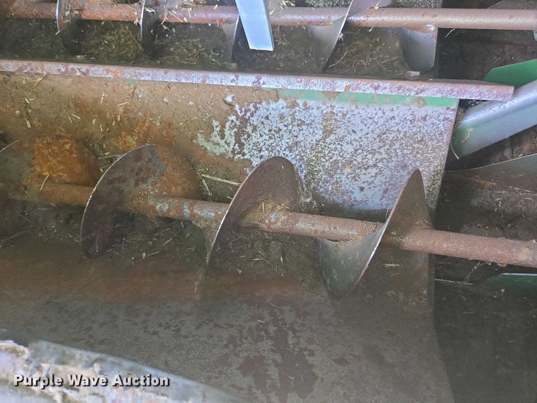 image for item DU7941 2019 John Deere S780 RWA combine