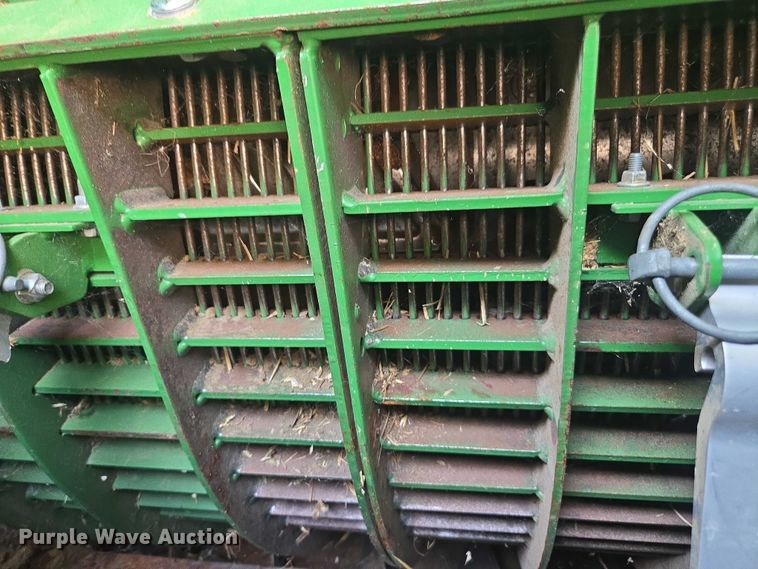 image for item DU7941 2019 John Deere S780 RWA combine