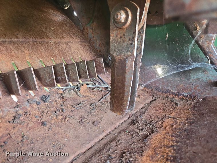 image for item DU7941 2019 John Deere S780 RWA combine