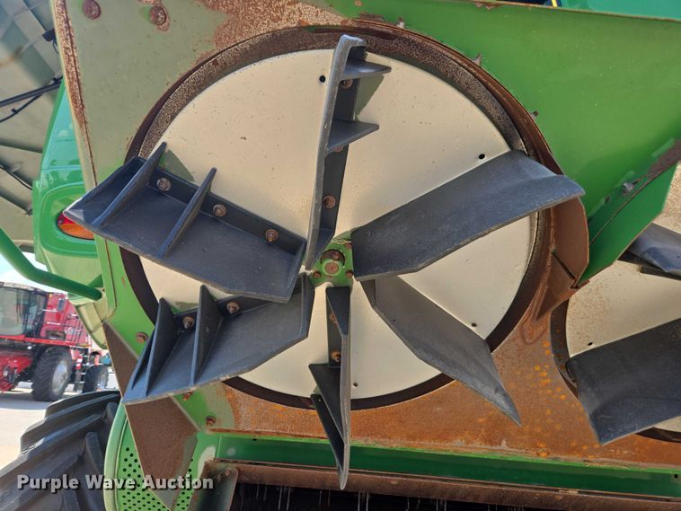 image for item DU7941 2019 John Deere S780 RWA combine