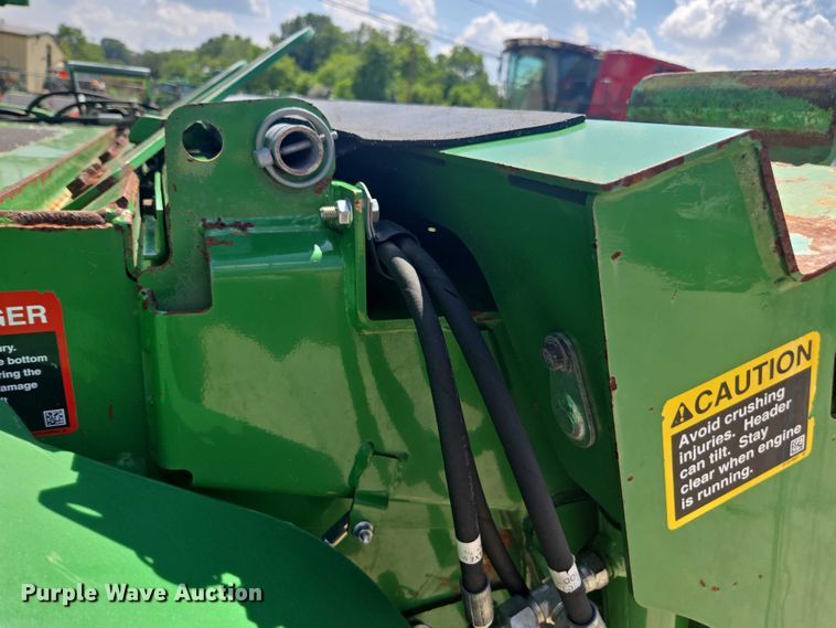 image for item DU7941 2019 John Deere S780 RWA combine