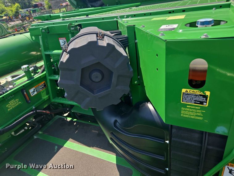 2019 John deere s780 combine in Hendersonville, TN | Item