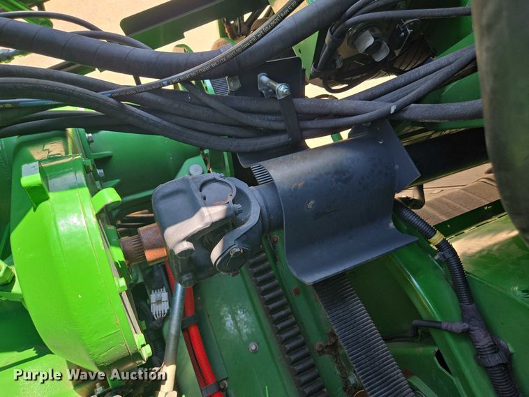 image for item DU7941 2019 John Deere S780 RWA combine