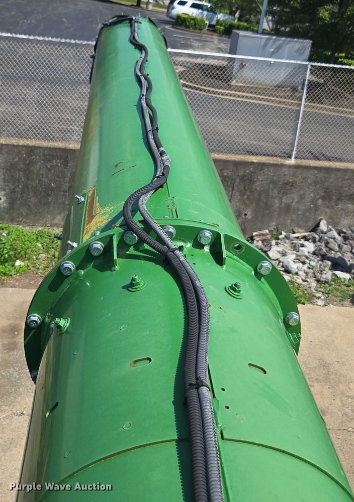 image for item DU7941 2019 John Deere S780 RWA combine