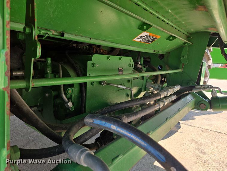 image for item DU7941 2019 John Deere S780 RWA combine