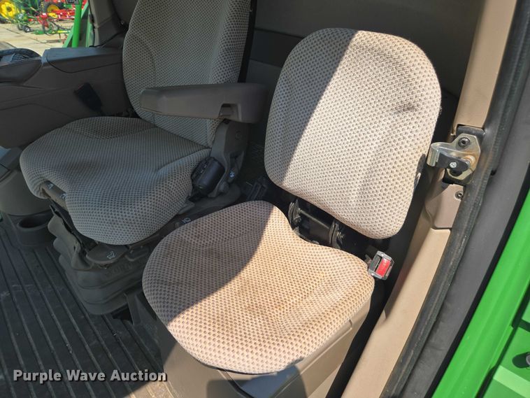 image for item DU7941 2019 John Deere S780 RWA combine