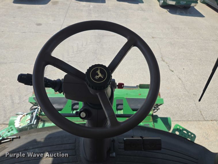 image for item DU7941 2019 John Deere S780 RWA combine