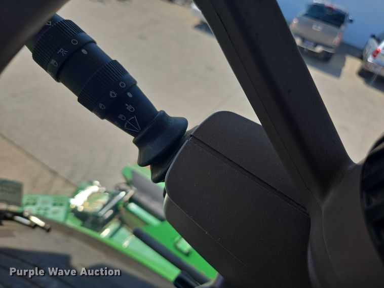 image for item DU7941 2019 John Deere S780 RWA combine