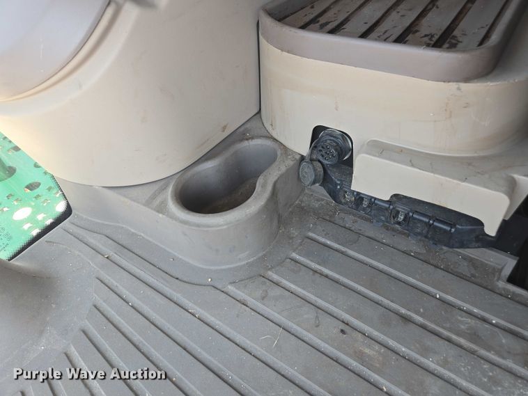 image for item DU7941 2019 John Deere S780 RWA combine