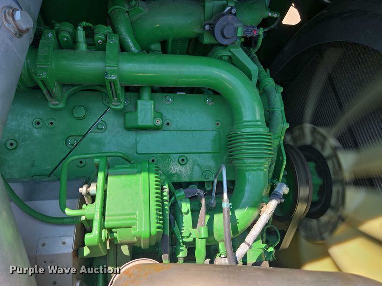 image for item DU7941 2019 John Deere S780 RWA combine