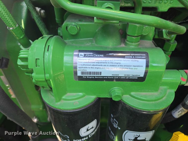 image for item DU7941 2019 John Deere S780 RWA combine