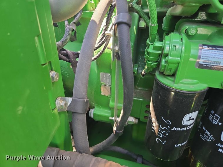 image for item DU7941 2019 John Deere S780 RWA combine