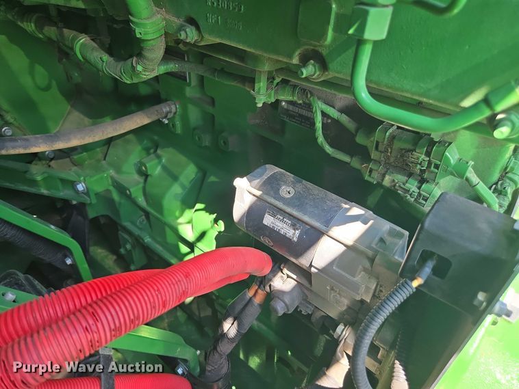 image for item DU7941 2019 John Deere S780 RWA combine