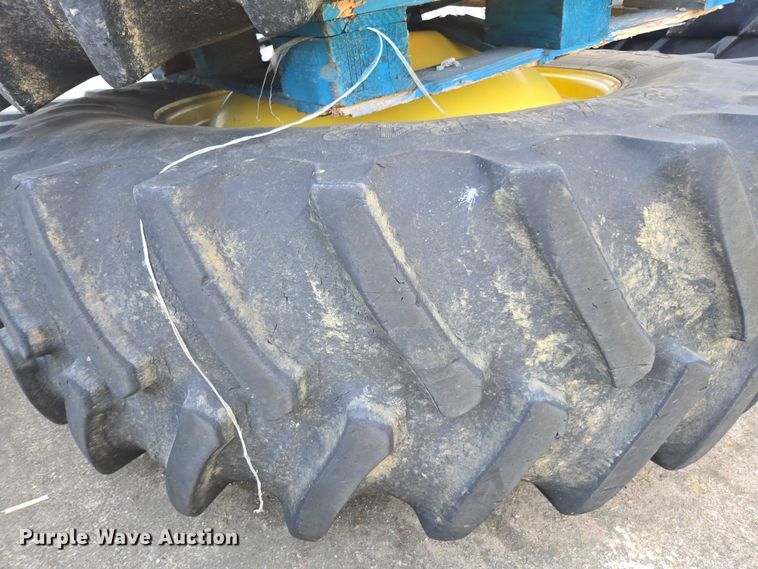 image for item DU7941 2019 John Deere S780 RWA combine