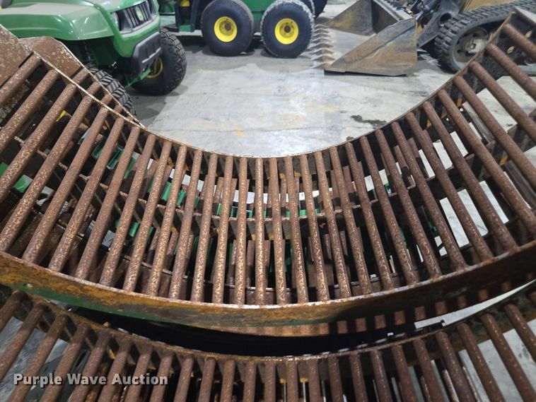 image for item DU7941 2019 John Deere S780 RWA combine