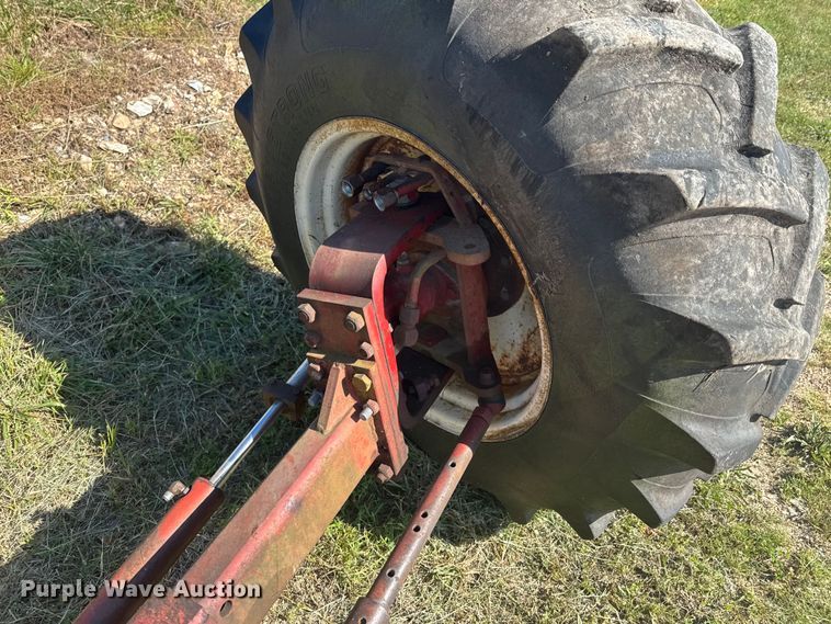 image for item DU9430 White 8700 Combine Parts