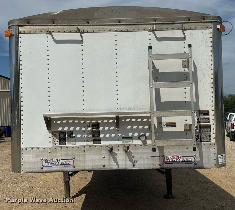 image for item DW3408 2005 Wilson DWH-500 grain trailer