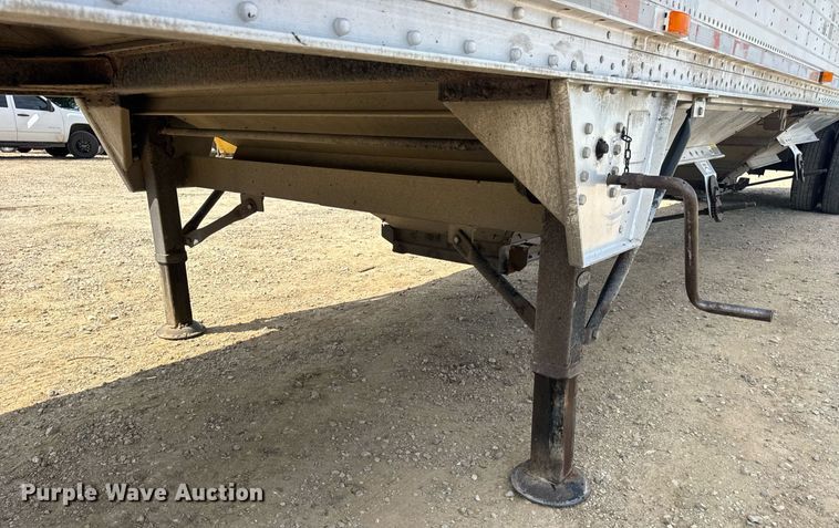 image for item DW3408 2005 Wilson DWH-500 grain trailer