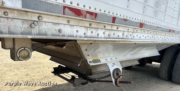 image for item DW3408 2005 Wilson DWH-500 grain trailer