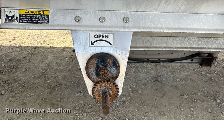 image for item DW3408 2005 Wilson DWH-500 grain trailer