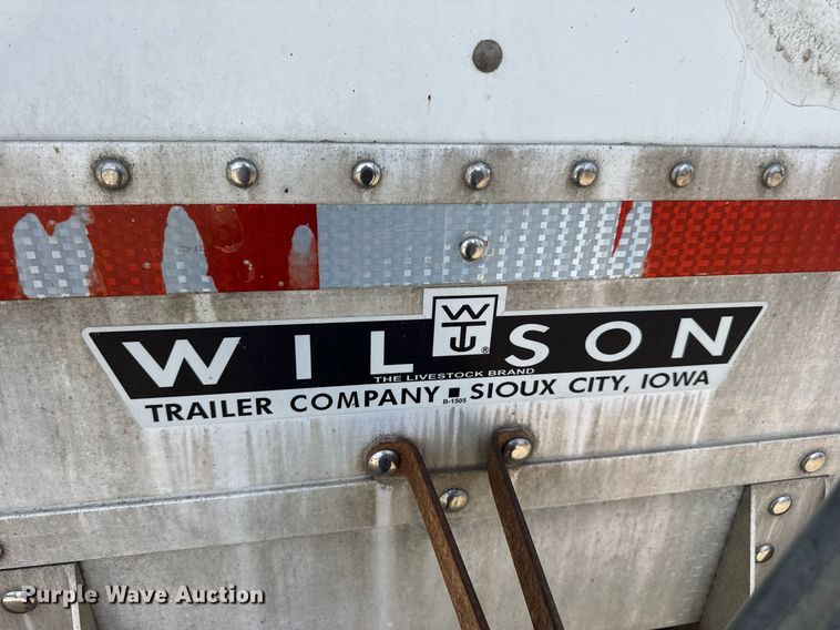 image for item DW3408 2005 Wilson DWH-500 grain trailer