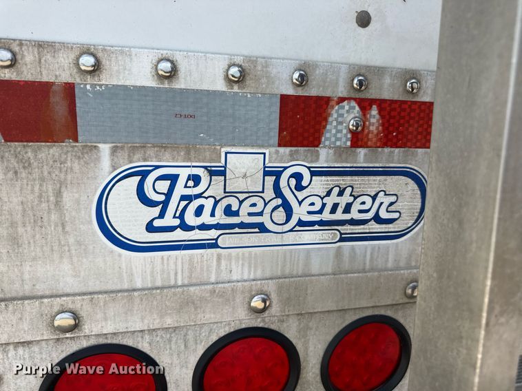 image for item DW3408 2005 Wilson DWH-500 grain trailer