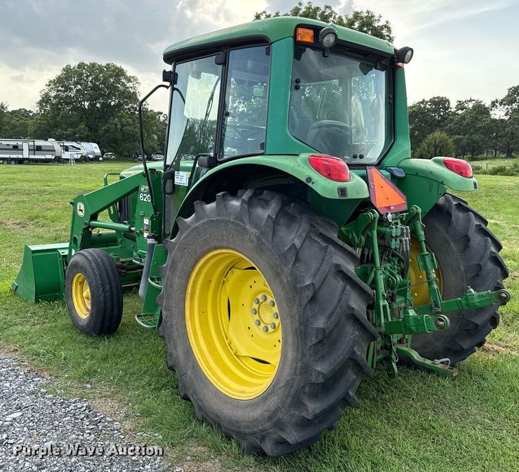 image for item DW5148 2005 John Deere 6420 tractor