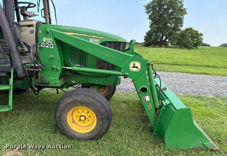 image for item DW5148 2005 John Deere 6420 tractor