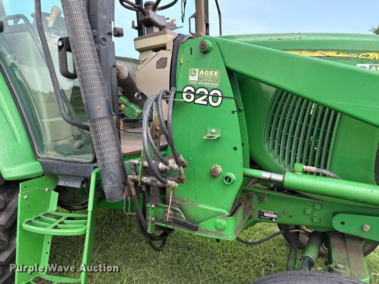 image for item DW5148 2005 John Deere 6420 tractor