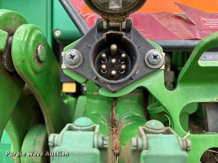 image for item DW5148 2005 John Deere 6420 tractor