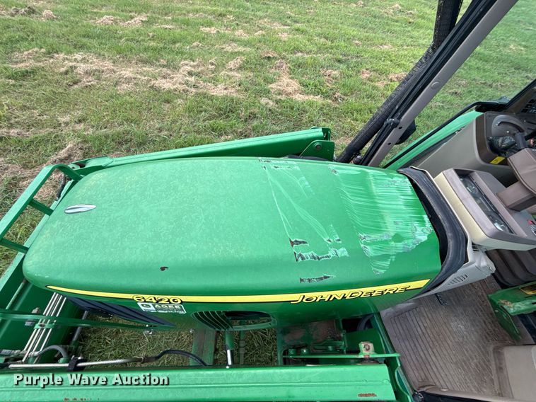 image for item DW5148 2005 John Deere 6420 tractor