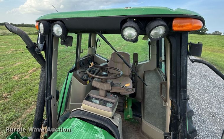 image for item DW5148 2005 John Deere 6420 tractor