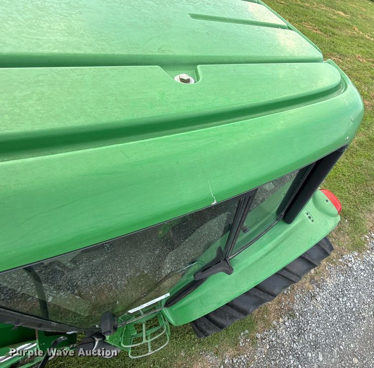 image for item DW5148 2005 John Deere 6420 tractor