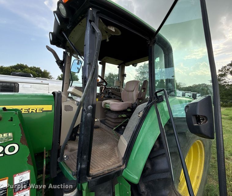 image for item DW5148 2005 John Deere 6420 tractor