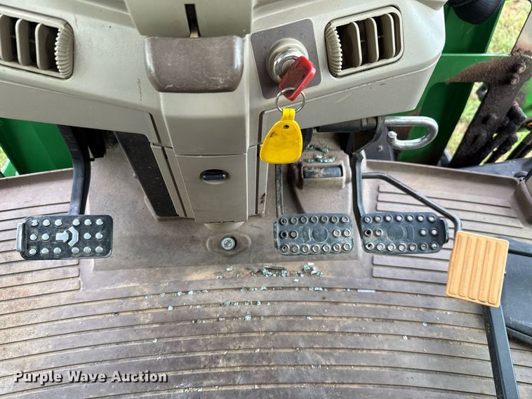 image for item DW5148 2005 John Deere 6420 tractor