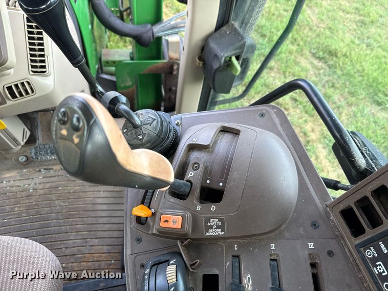 image for item DW5148 2005 John Deere 6420 tractor