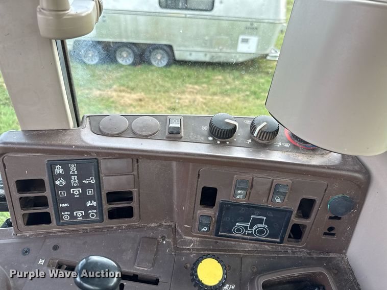 image for item DW5148 2005 John Deere 6420 tractor