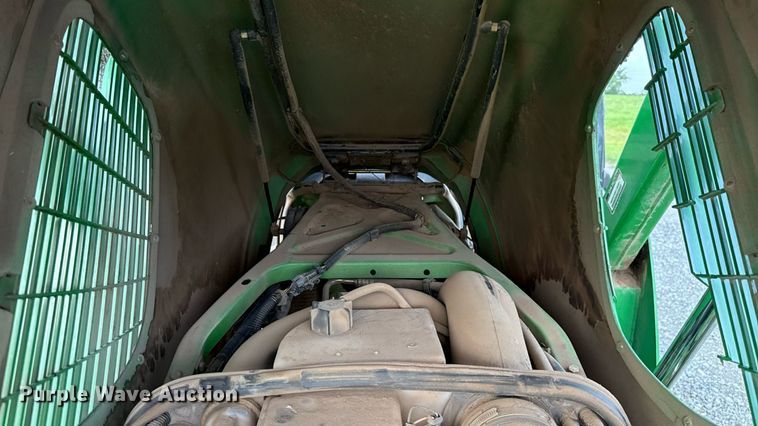 image for item DW5148 2005 John Deere 6420 tractor