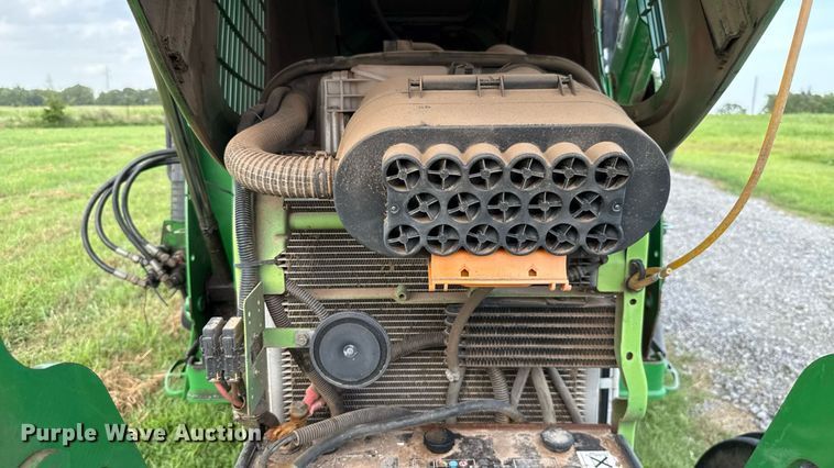 image for item DW5148 2005 John Deere 6420 tractor