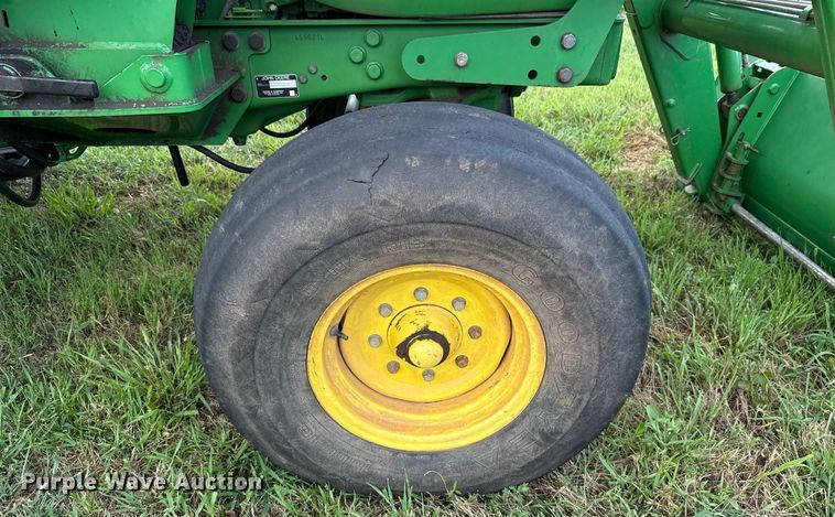 image for item DW5148 2005 John Deere 6420 tractor