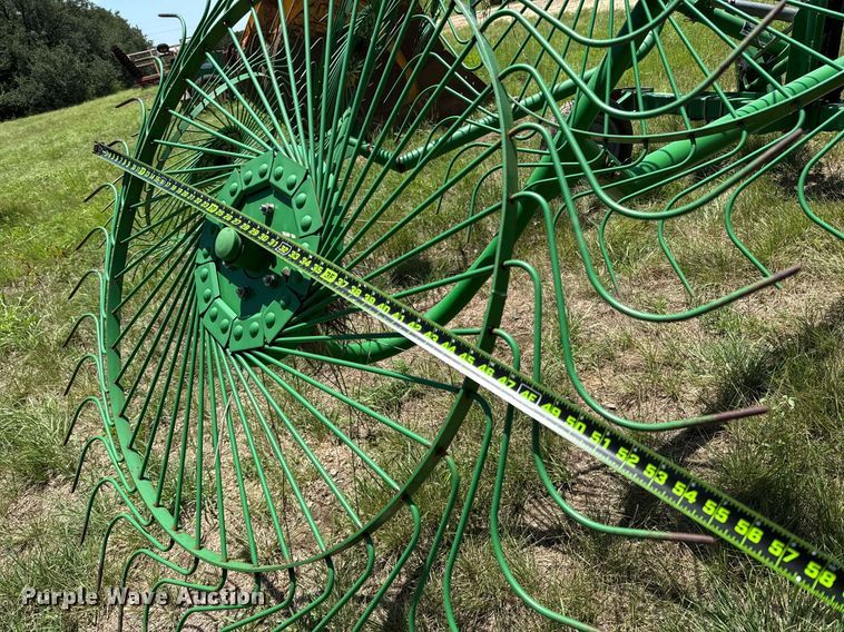 image for item DX5646 Frontier WR1010 hay rake