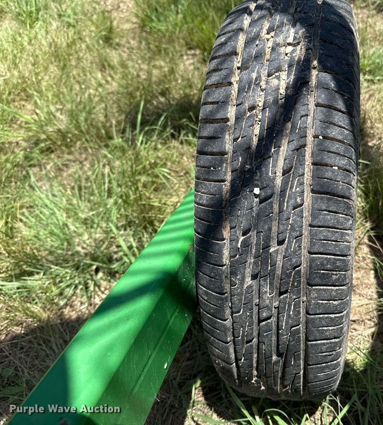 image for item DX5646 Frontier WR1010 hay rake