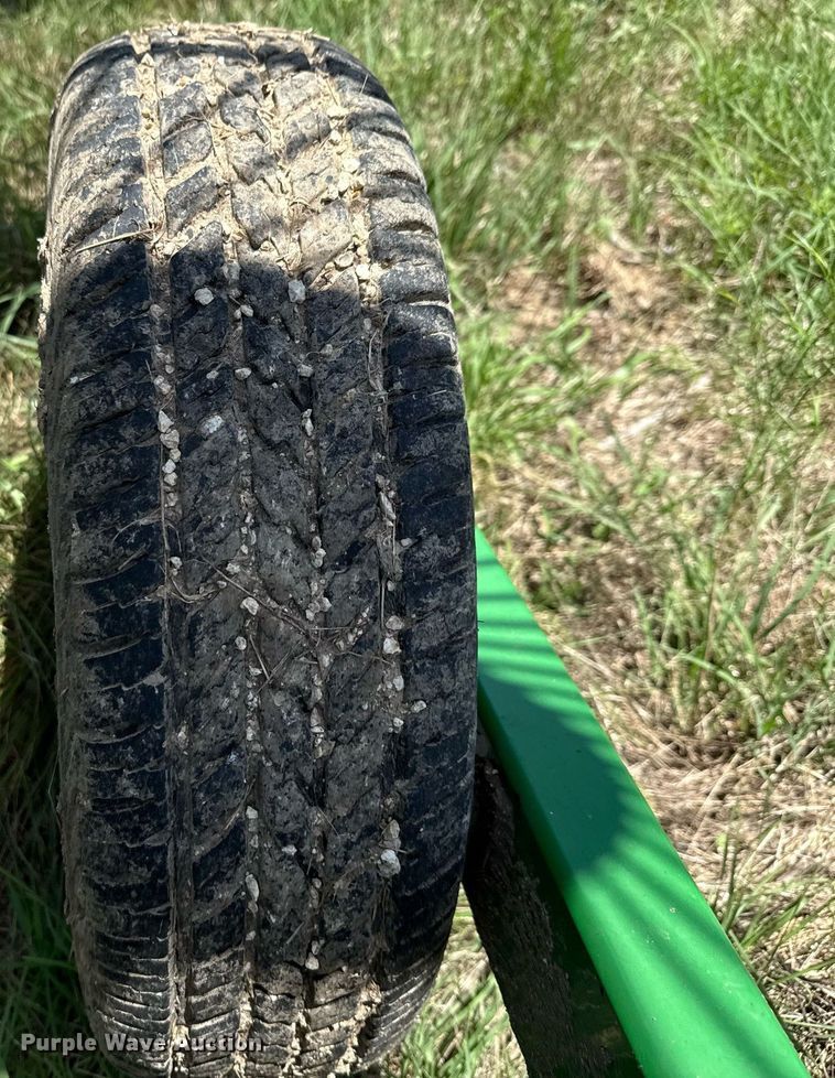 image for item DX5646 Frontier WR1010 hay rake