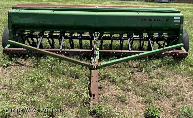 image for item DX5649 John Deere 450 grain drill