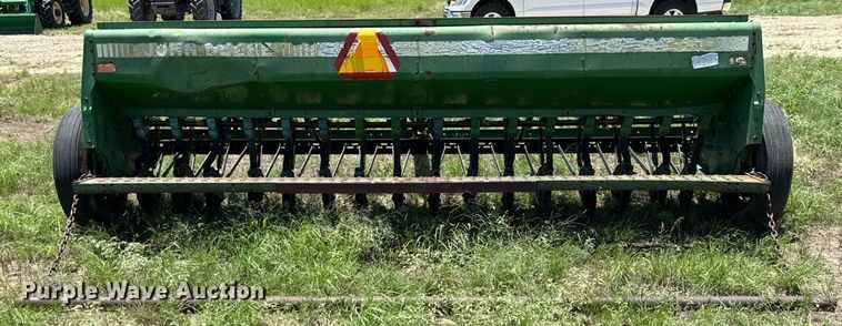 image for item DX5649 John Deere 450 grain drill